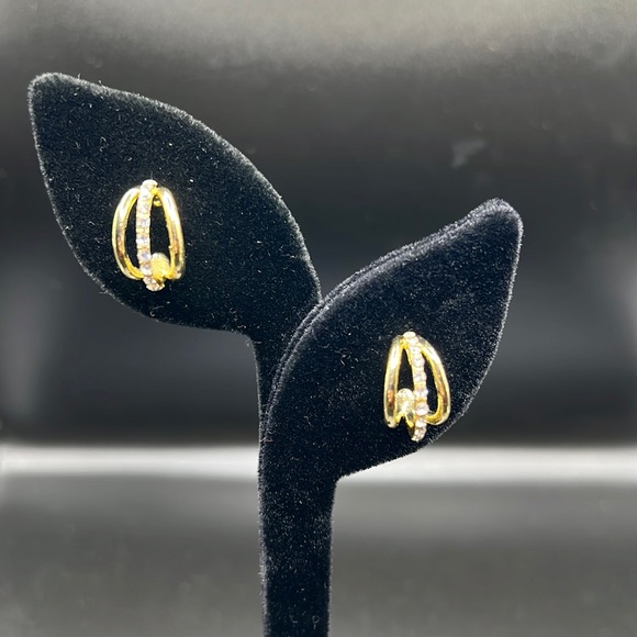 Thee Virtual Experience Jewelry - Fashion Diamond-studded Three-ring Earrings